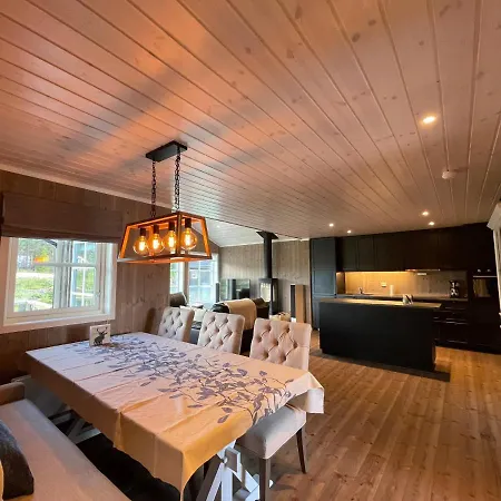 Tisleibu - Cabin At Golfjellet Chalet