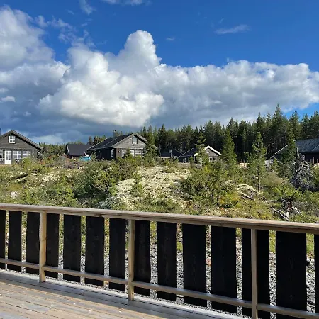 Chalé Tisleibu - At Golfjellet